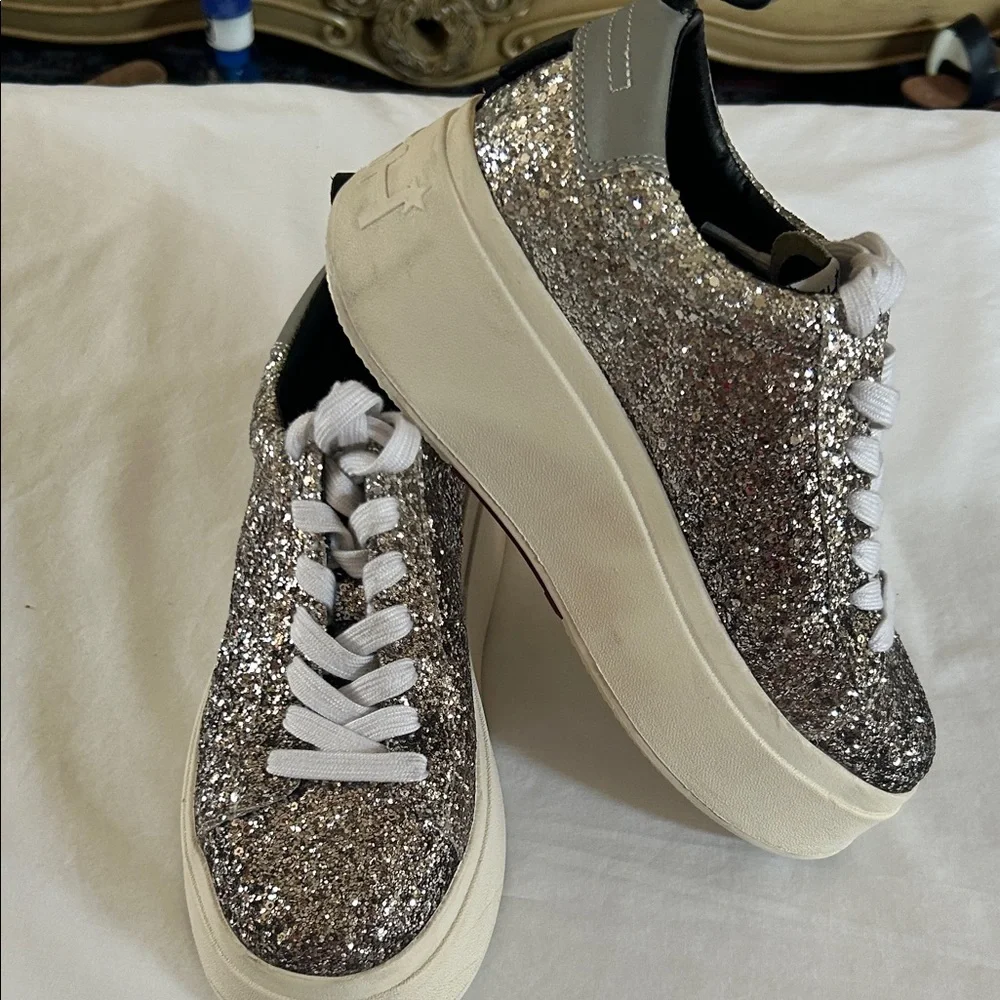 Ash Women's Silver Glitter Sneakers with Black and White Details - Picture 6 of 8